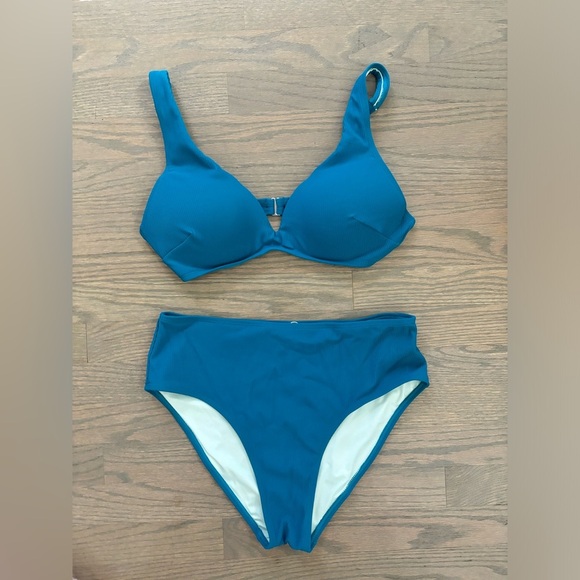 NWT Cupshe Turquoise Blue 2 Piece Bikini High Waisted size M - Picture 1 of 7